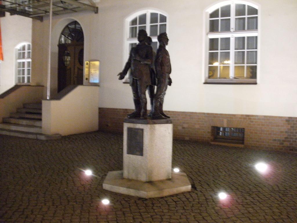 Fewo Finsterwalde Hostel Bagian luar foto